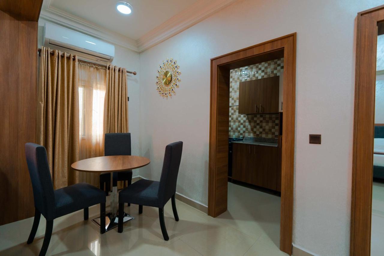 Phoenicia Suites Wupa Exterior foto